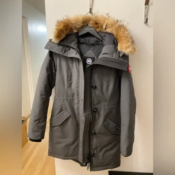 Canada Goose Rossclair down jacket for women.