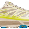 Hoka One One shock-absorbing non-slip running shoes