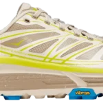 Hoka One One shock-absorbing non-slip running shoes
