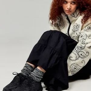 HOKA ONE ONE Clifton 9 running shoes in